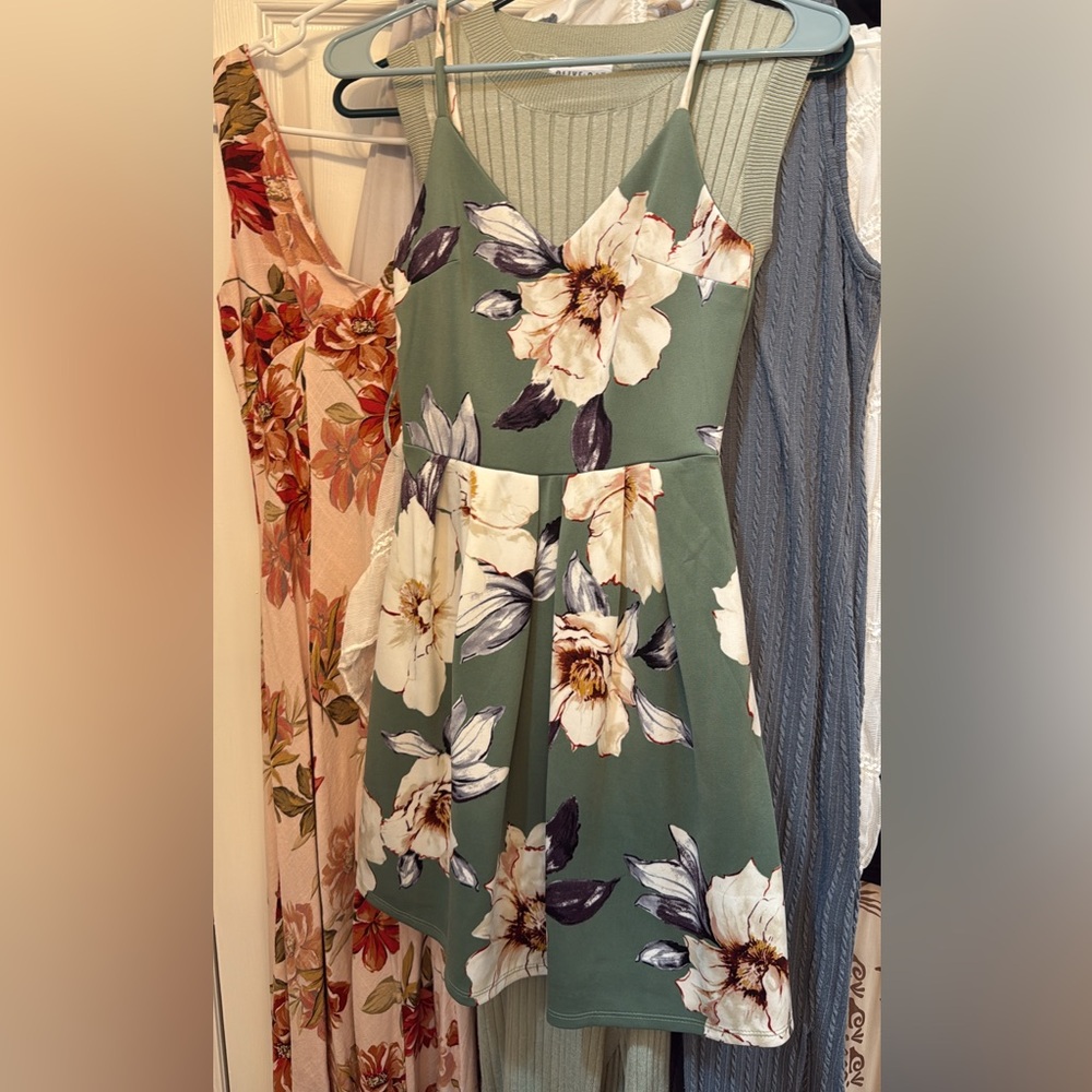 Floral Green Sleeveless Dress